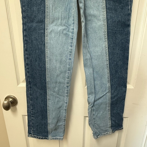 PacSun Women’s 90’s Boyfriend Two-Tone Denim Jeans Size 25 - Picture 4 of 12